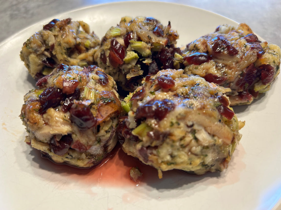 Cranberry Turkey Stuffing Balls with Maple Syrup: The Perfect Thanksgiving Appetizer